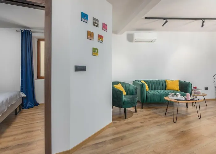 Heritage De Amicis Apartment